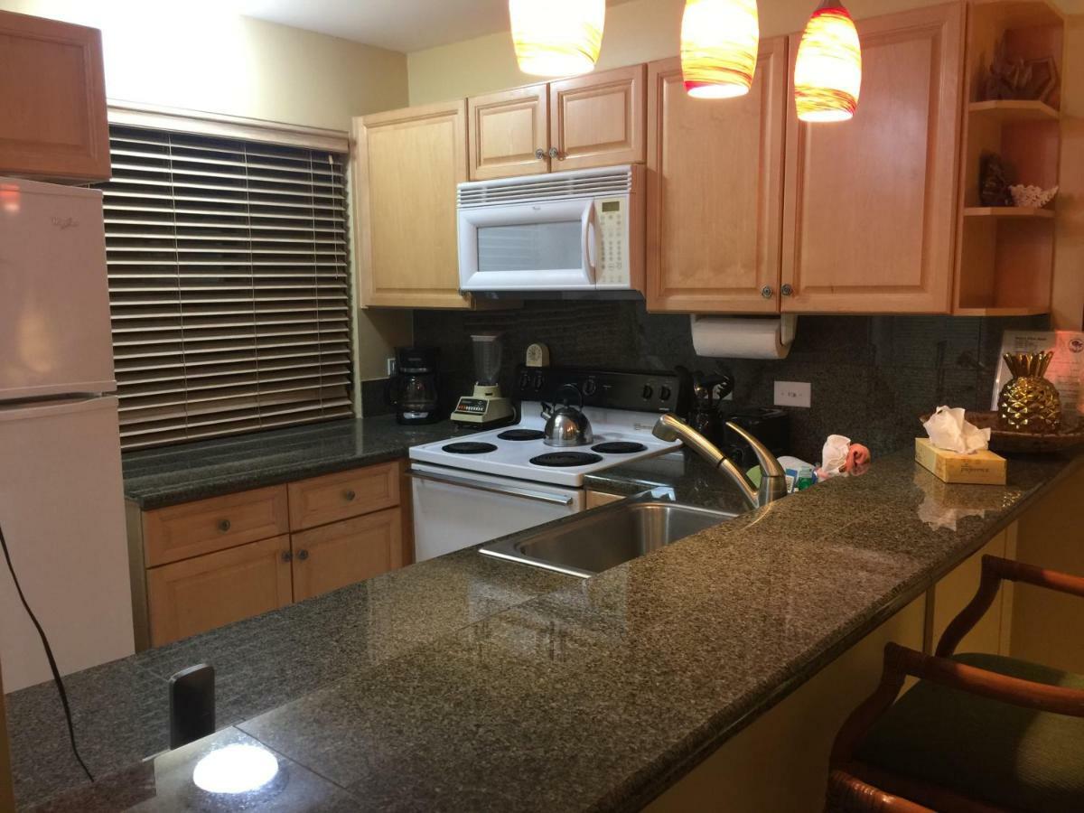9B Ekahi Village-Studio Bath, Garden View - 1 Minute Stroll To Beach! Wailea  Buitenkant foto